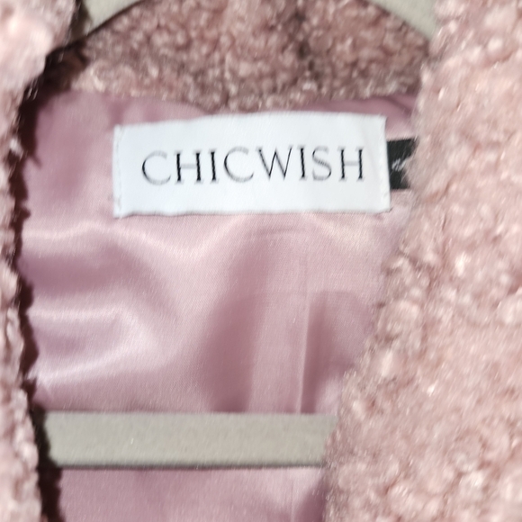 Chicwish Adorable warm and cozy knee length coat - Picture 4 of 5